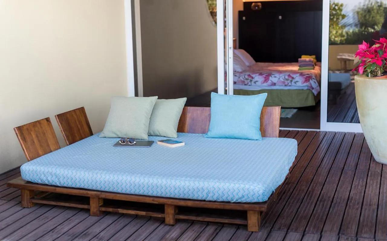 By The Atlantic Apartments 3-Bedroom Funchal  Funchal (Madeira)