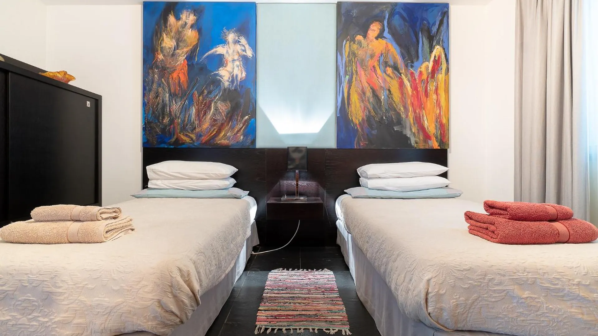 By The Atlantic Apartments 3-Bedroom Funchal  Portugal